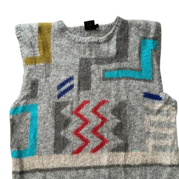 Wool Colorful Geometric Patterned Vest - Medium - Picture 12 of 13